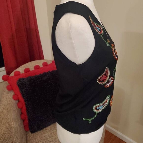 C'est City Black Embroidered Vintage Tanktop M - Picture 6 of 10